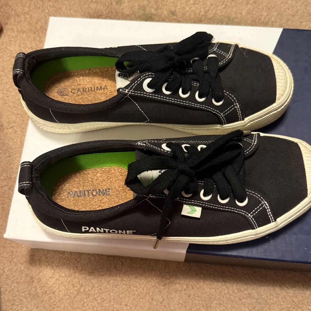 Women sneakers